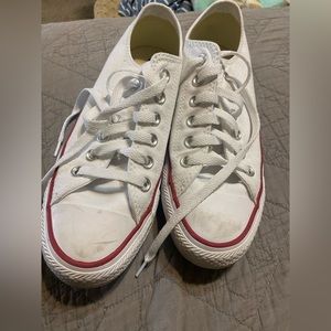 Converse All Stars low tops